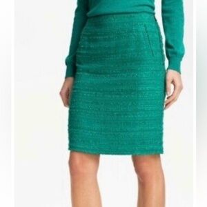 GORGEOUS HALOGEN PENCIL SKIRT